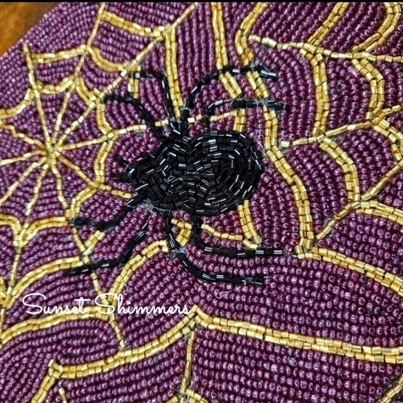 4 Purple & Gold Sparkly Beaded Spider Web Placemat Chargers 15" Halloween New - Picture 7 of 8